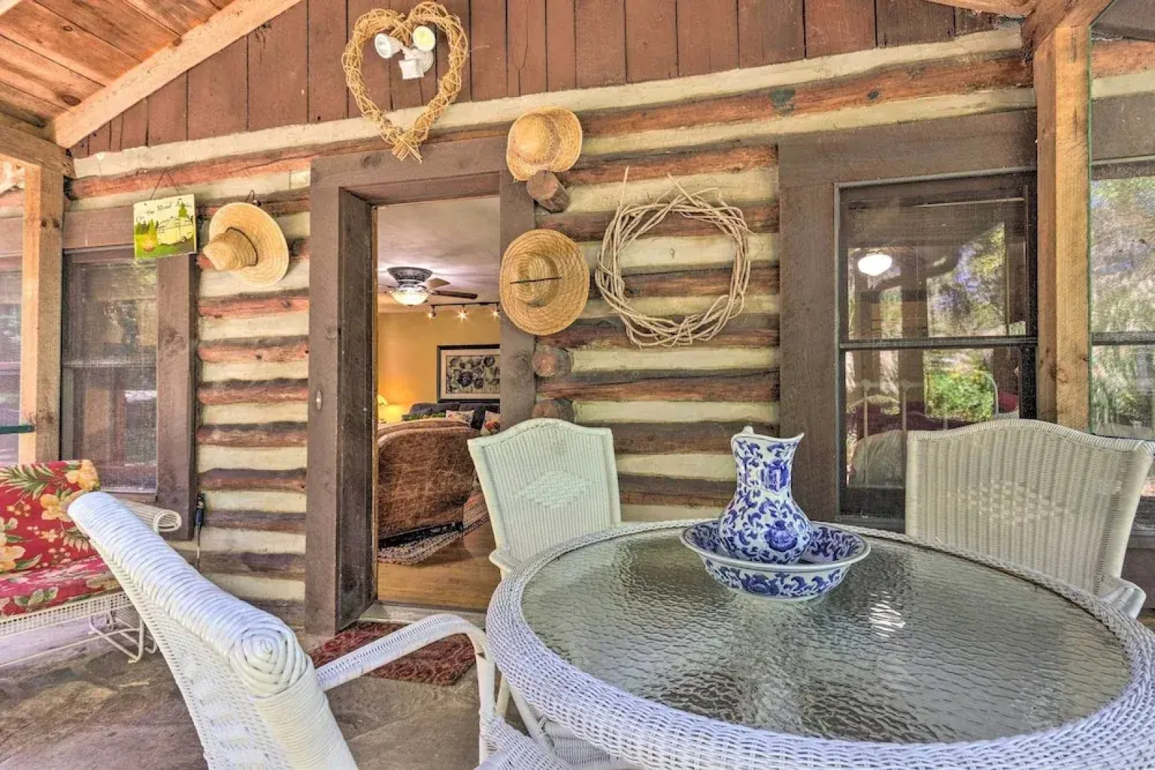 Rustic-yet-cozy Cabin w/ Patio, 12 Mi to Asheville