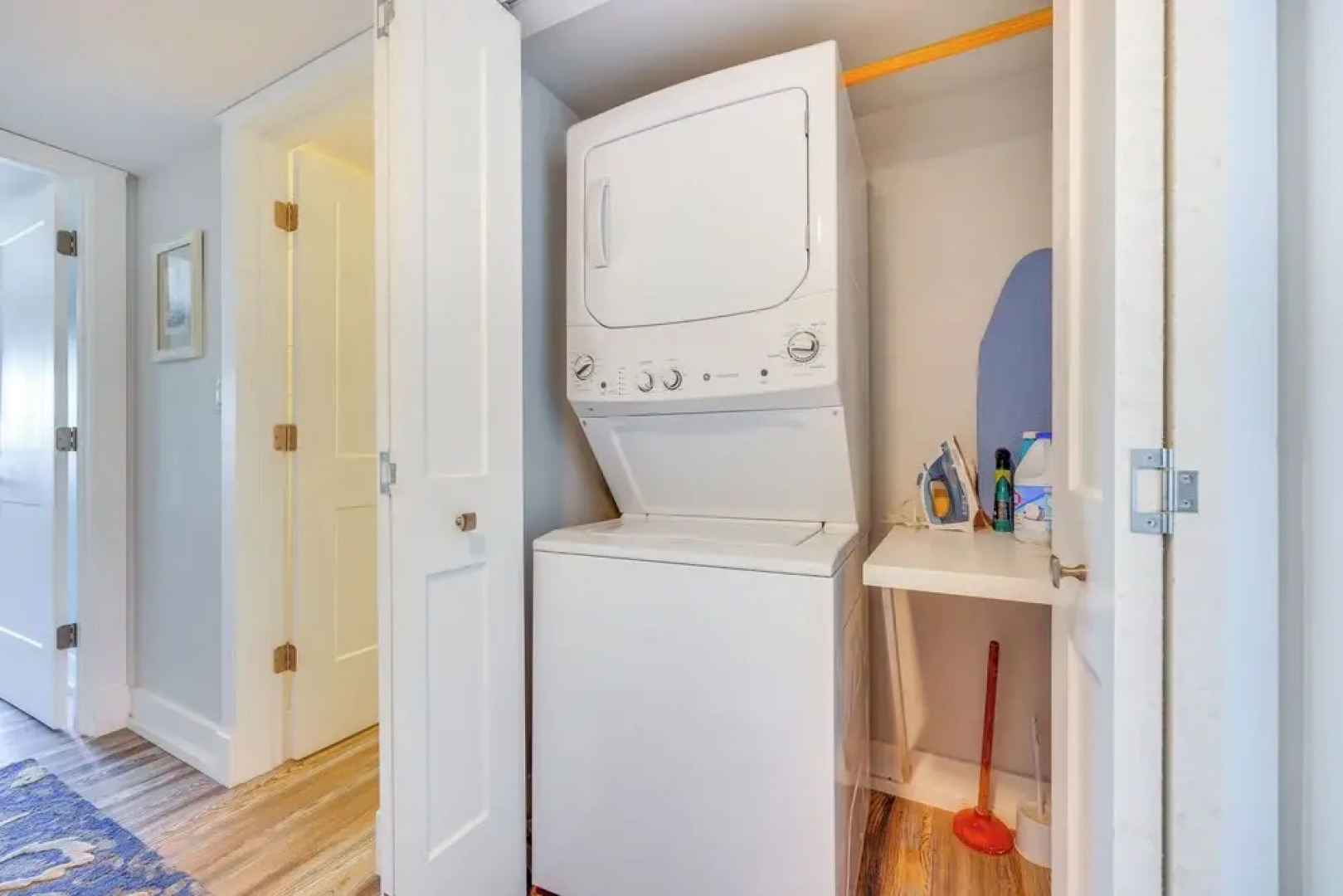 Private Balcony w/ Water Views: Welaka Condo!