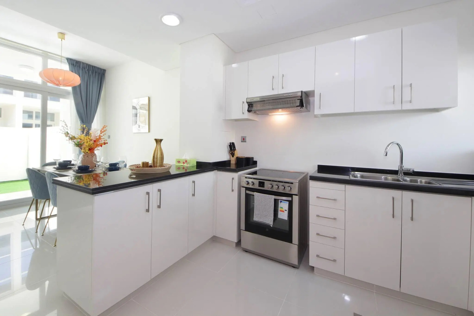 Amazing 3 Bhk Villa 25 Minutes From The Expo