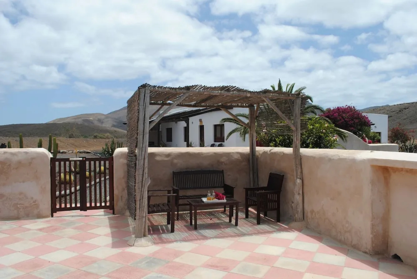 Casas Pilar, Aurora y Tarabilla en finca ecológica