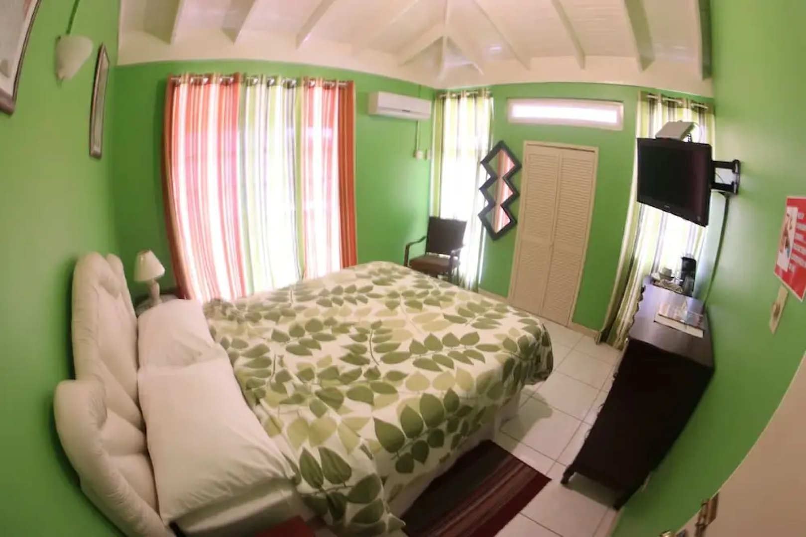 Colors Hideaway Estate