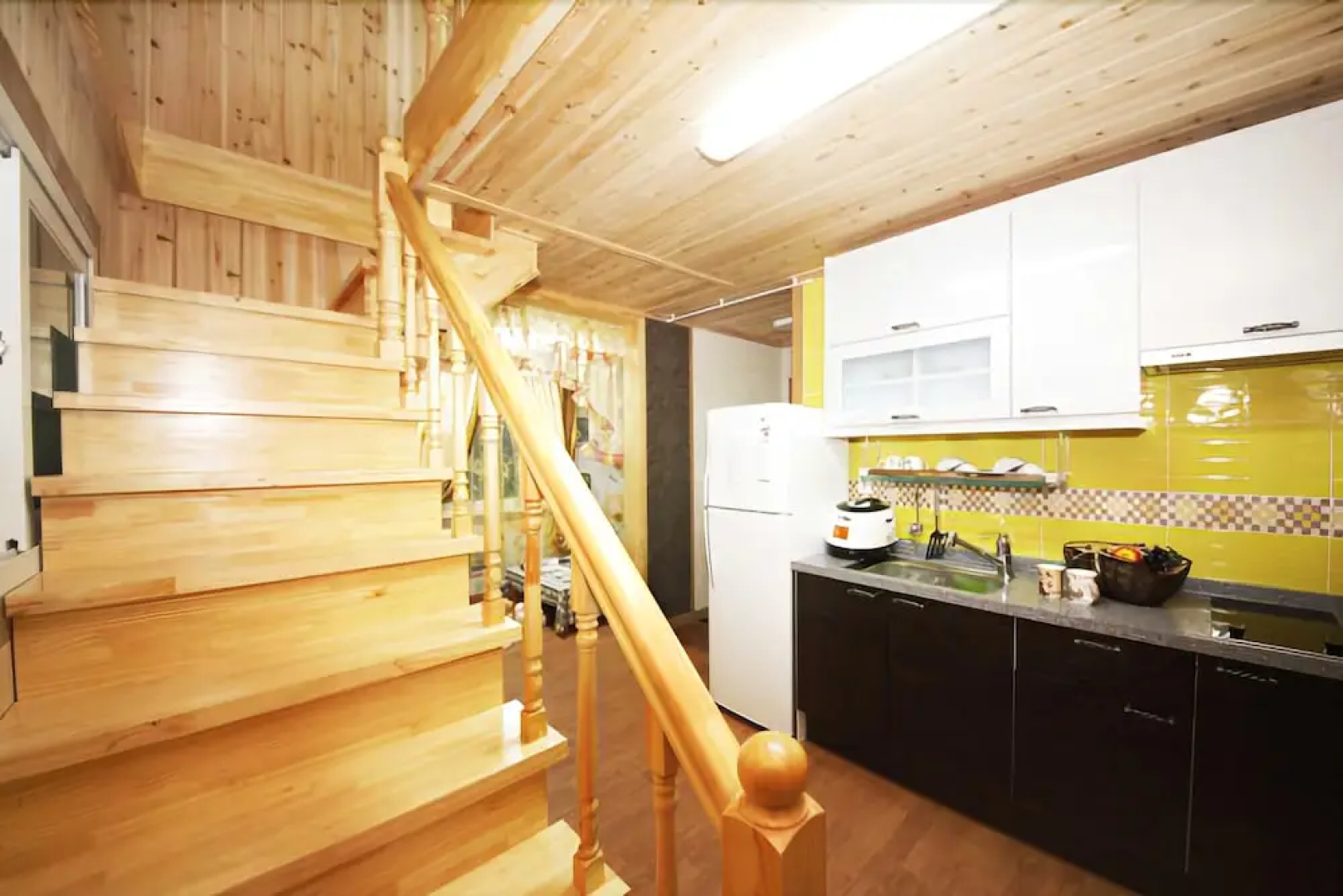 Yeosu Camellia Pension