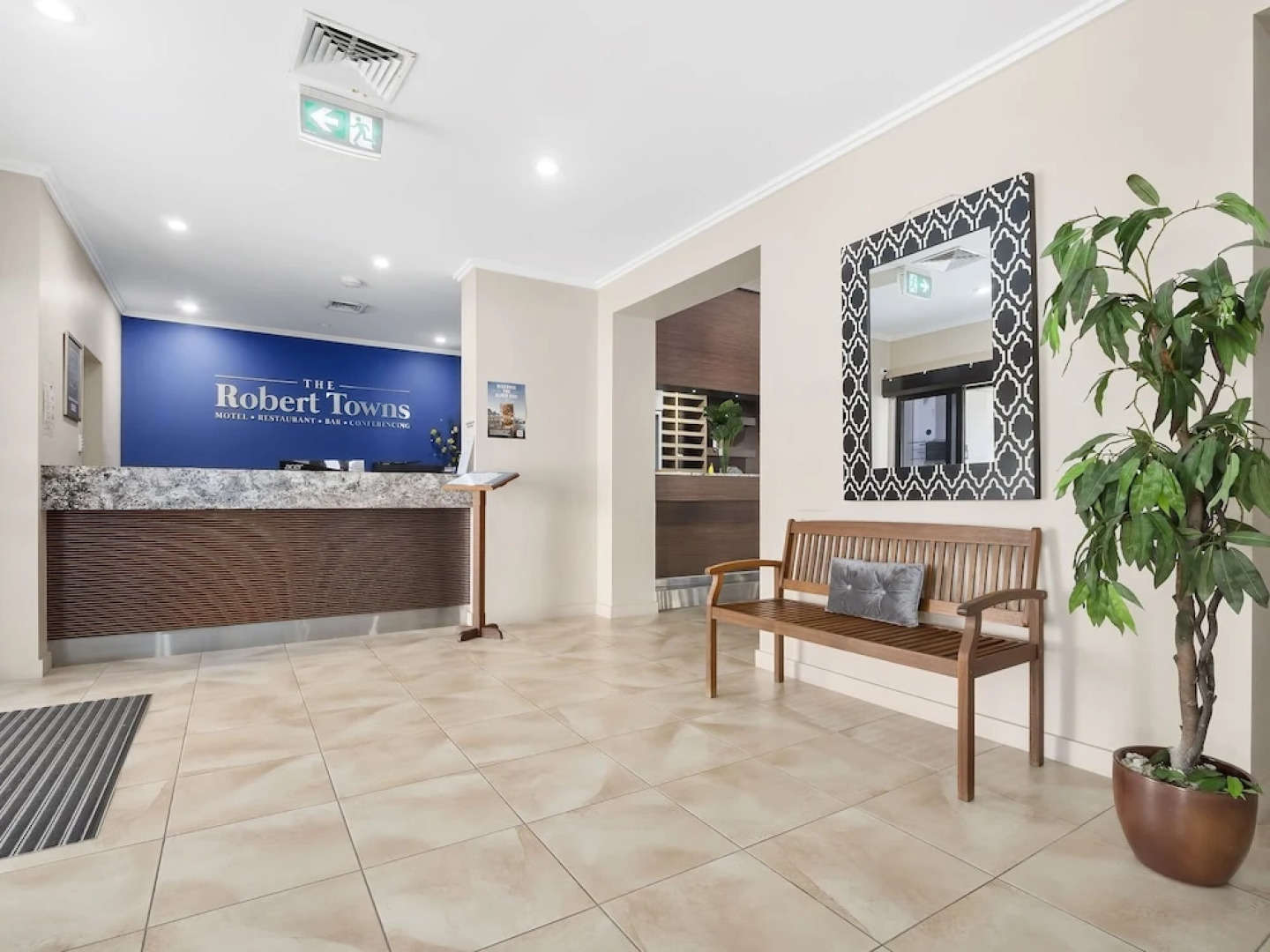 Comfort Inn Robert Towns