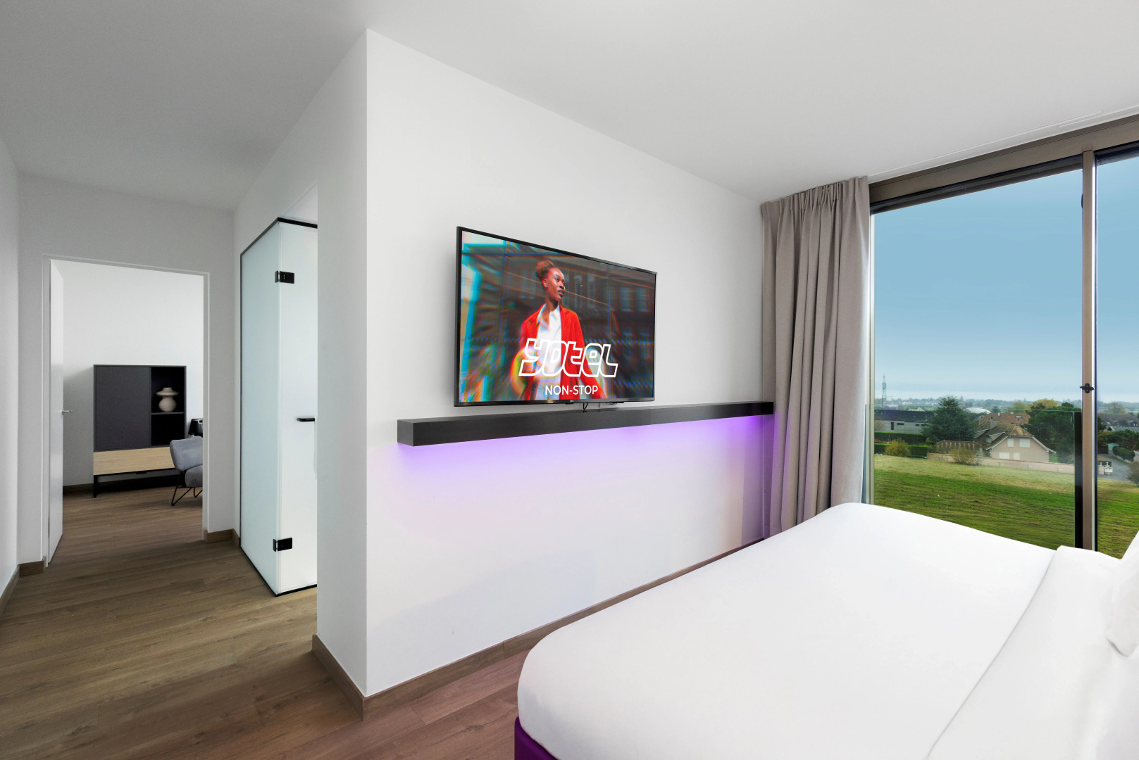 YOTEL Geneva Lake