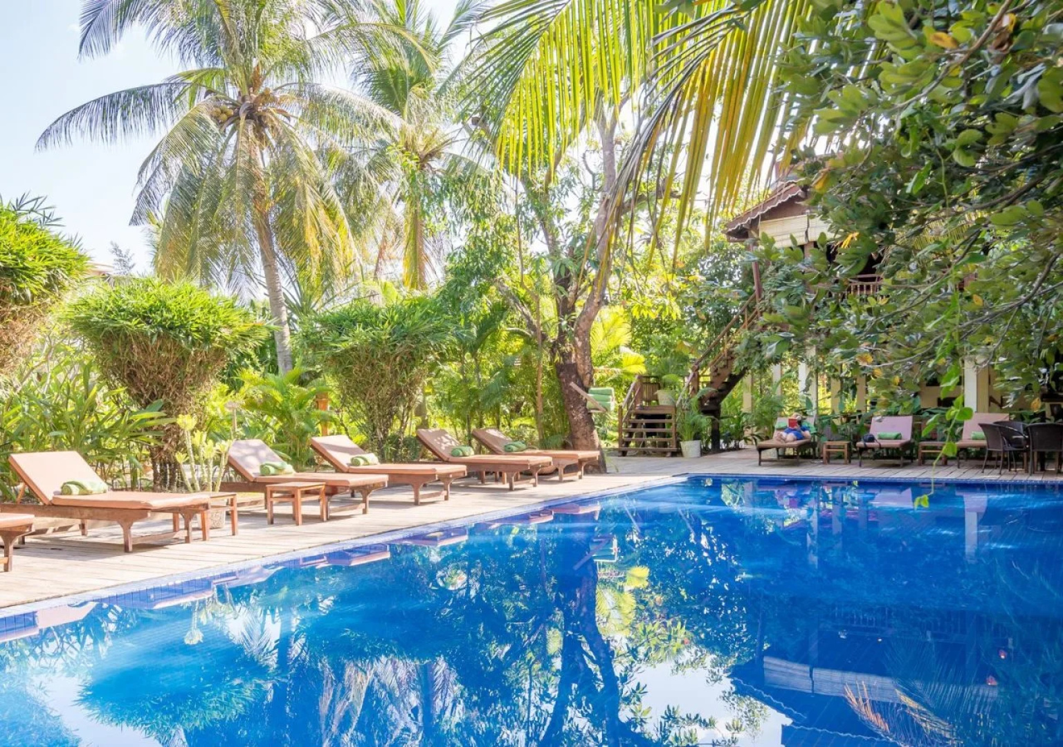 Sambor Village Hotel