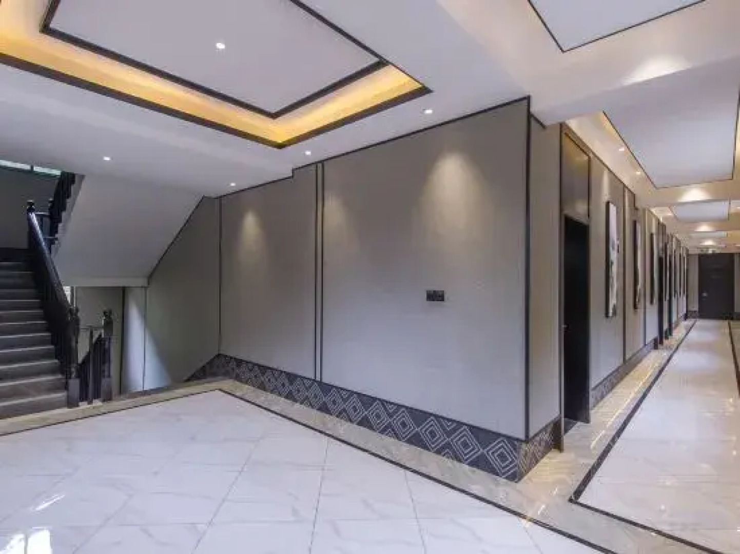 Longji Longbao Zhuangjia Hotel