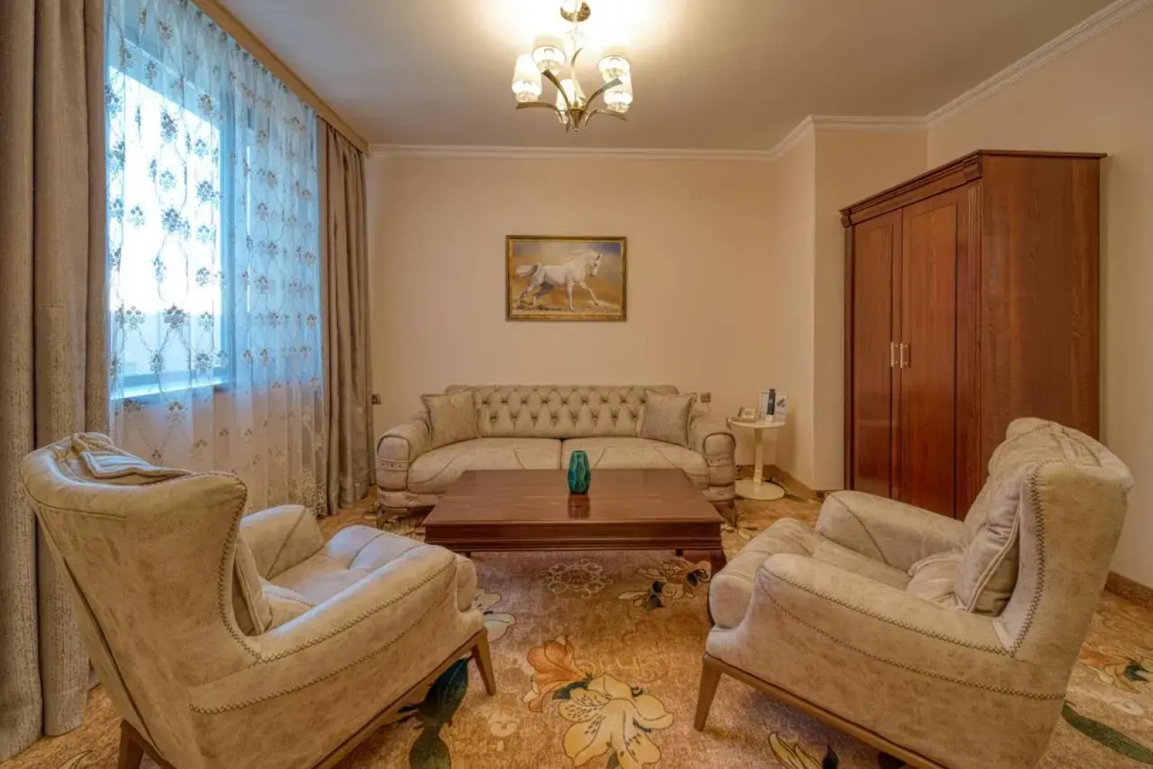 Residence Konstantina Palace