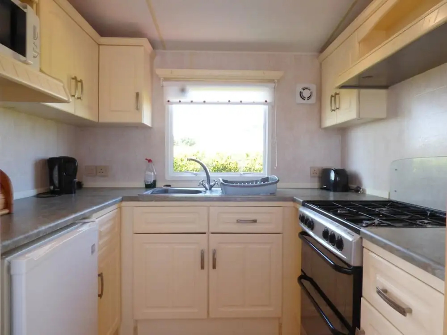 Caravan Hire at Sunnydale Holiday Park