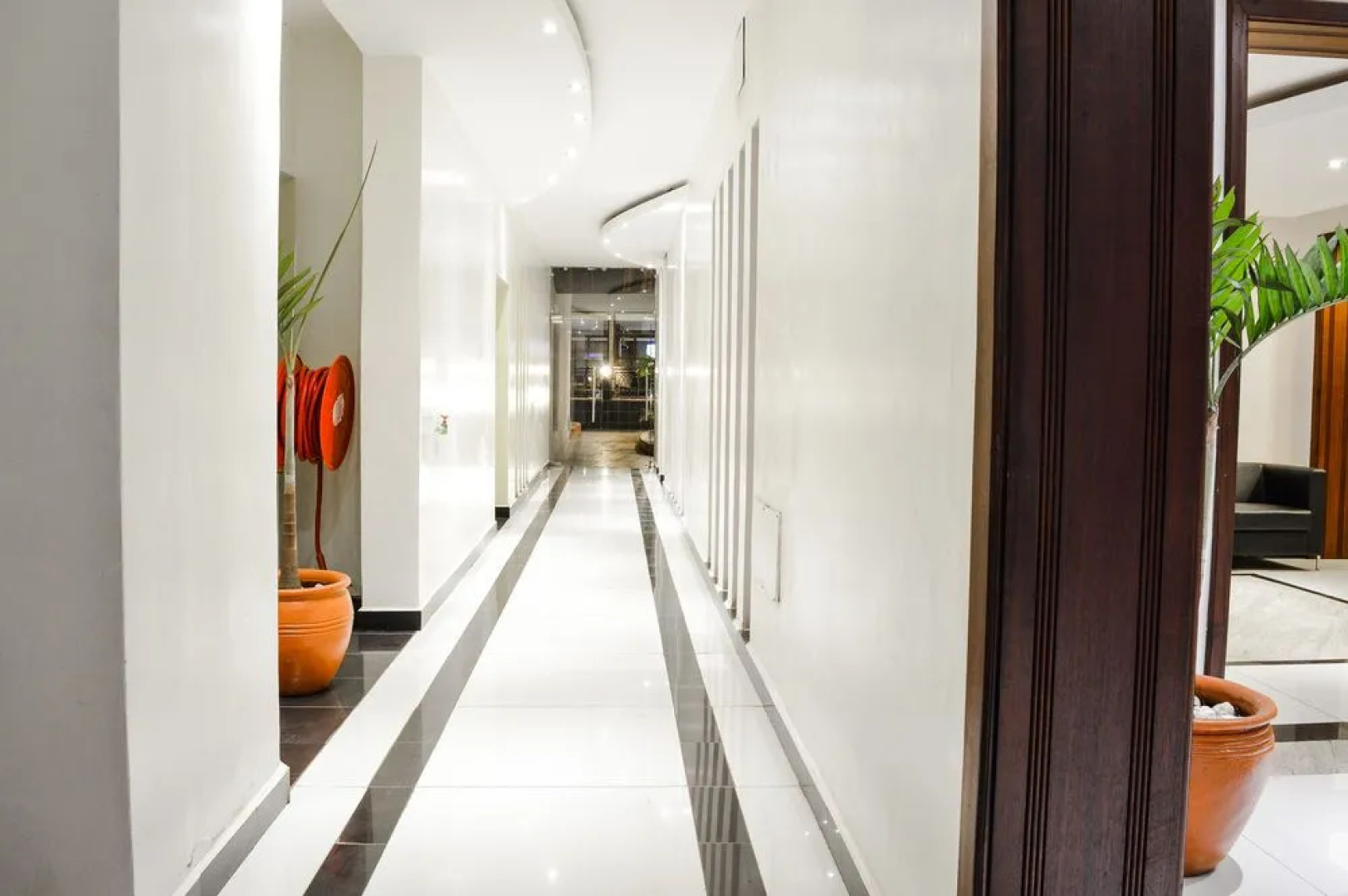 Jewel Stone Hotel