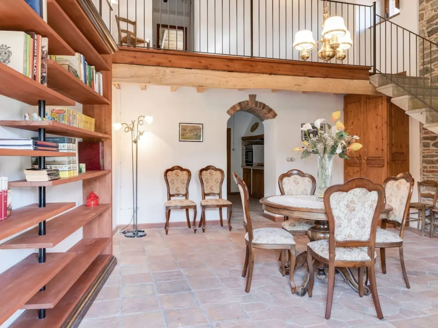 Tuscan Haven- Spacious Home