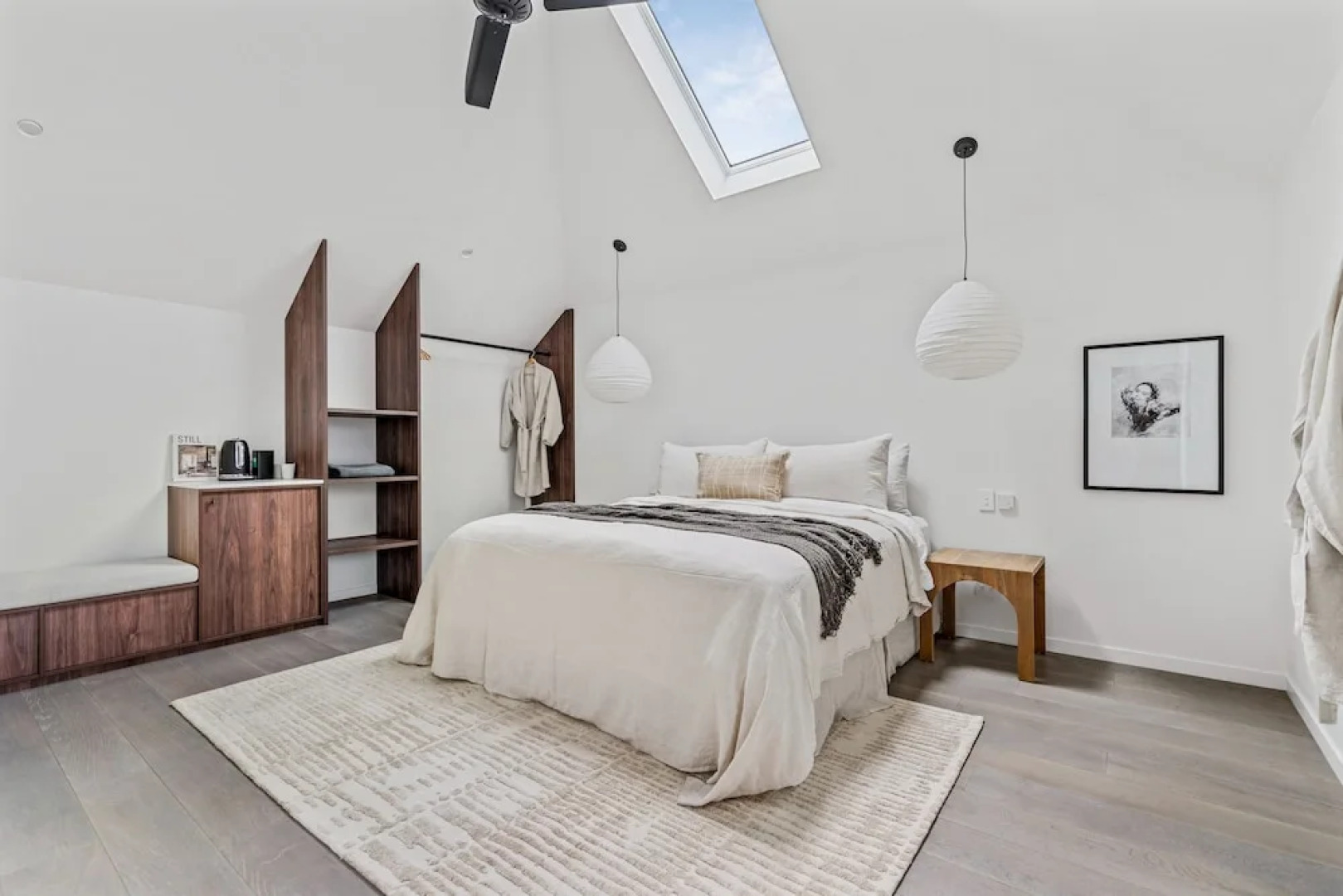 Maple Suite, Berry - by Linnaeus Collection