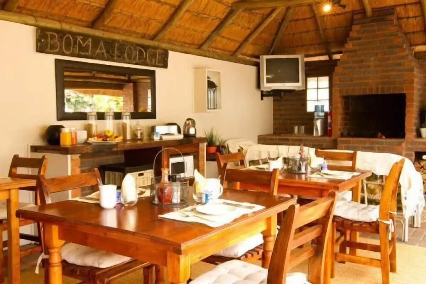 Boma Lodge