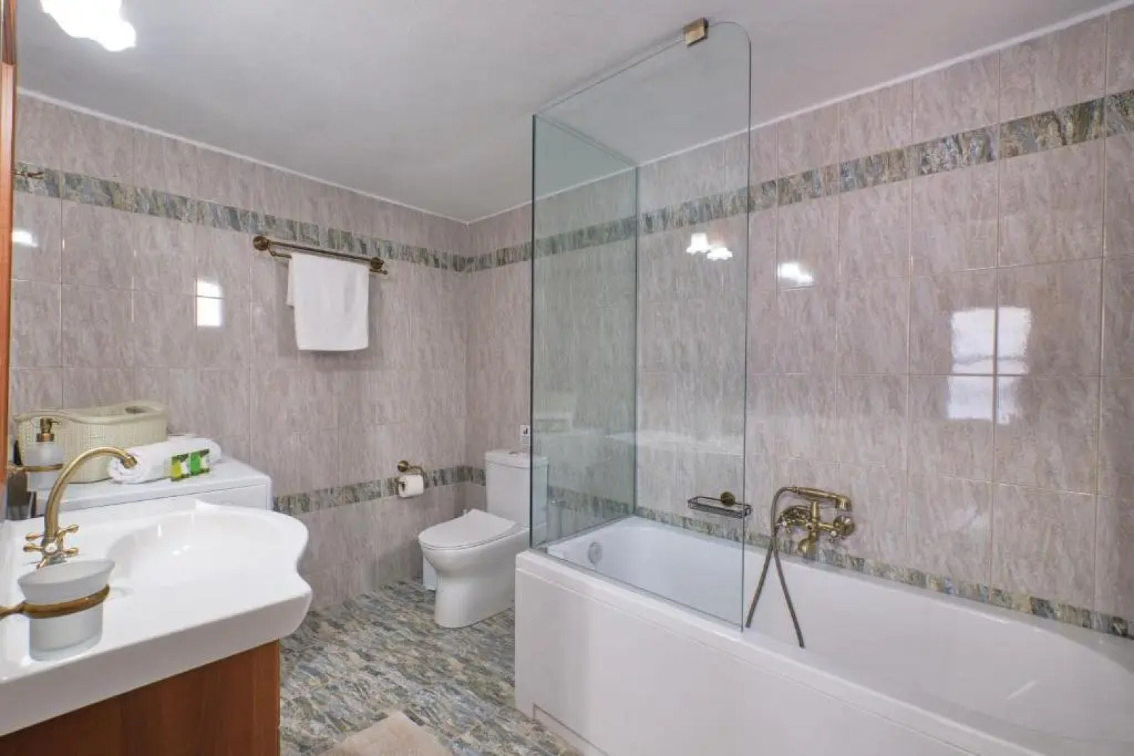 Chara Villas with 20m2 swimming pool-BBQ!