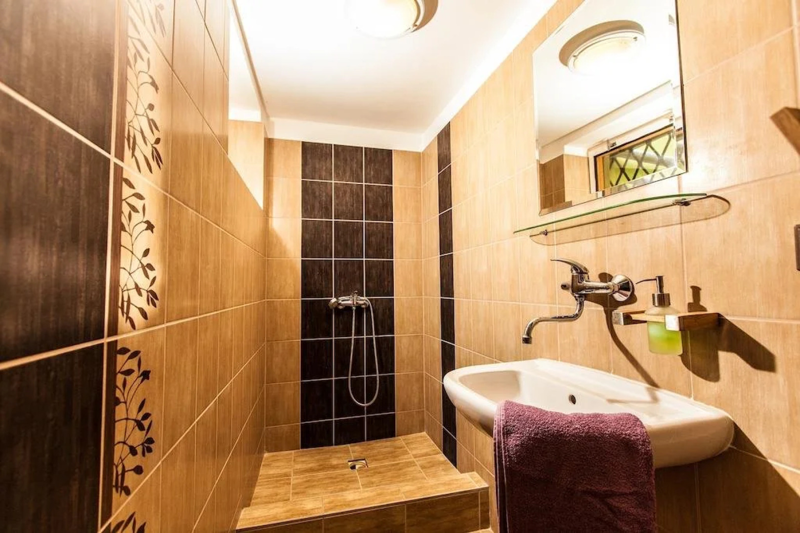 Penzion - Vinařství Hanuš