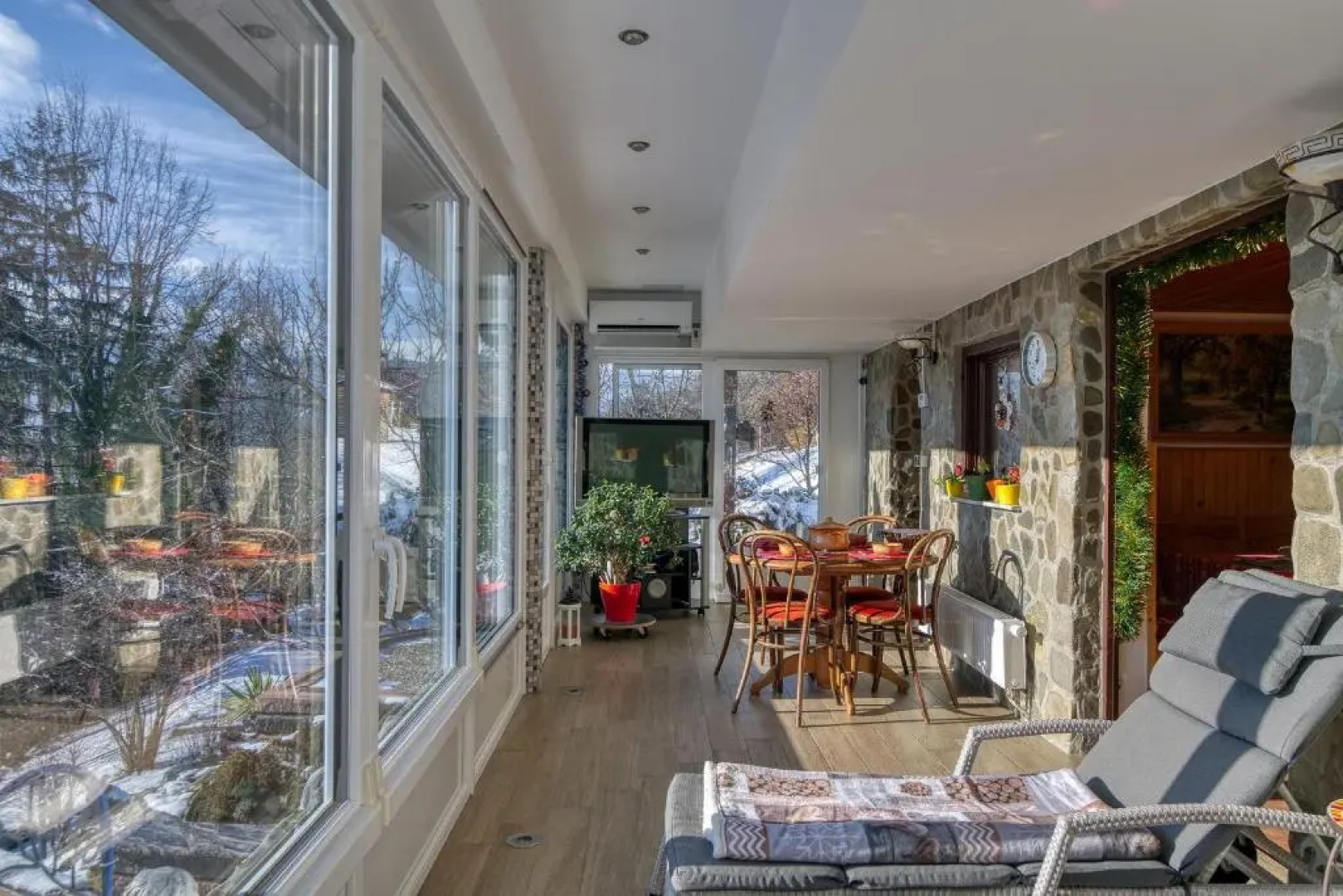 Bonidesa House With Whirlpool