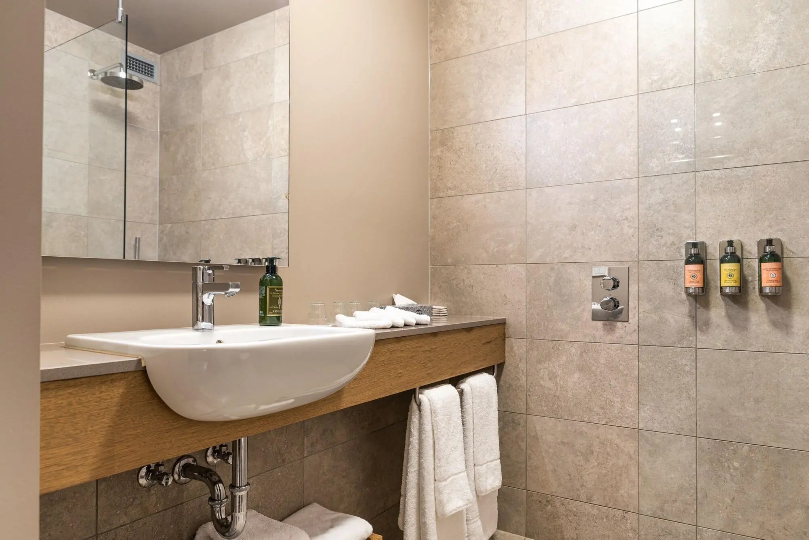 Отель Vík í Mýrdal