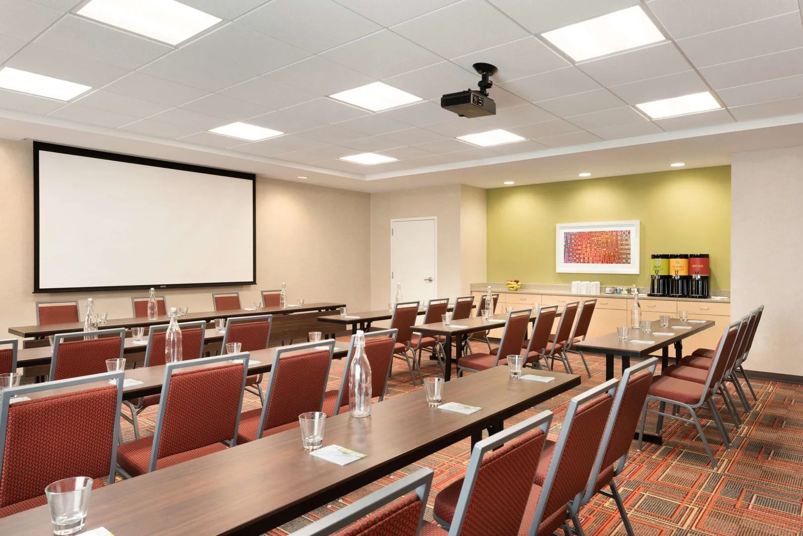 Home2 Suites by Hilton Milwaukee Brookfield