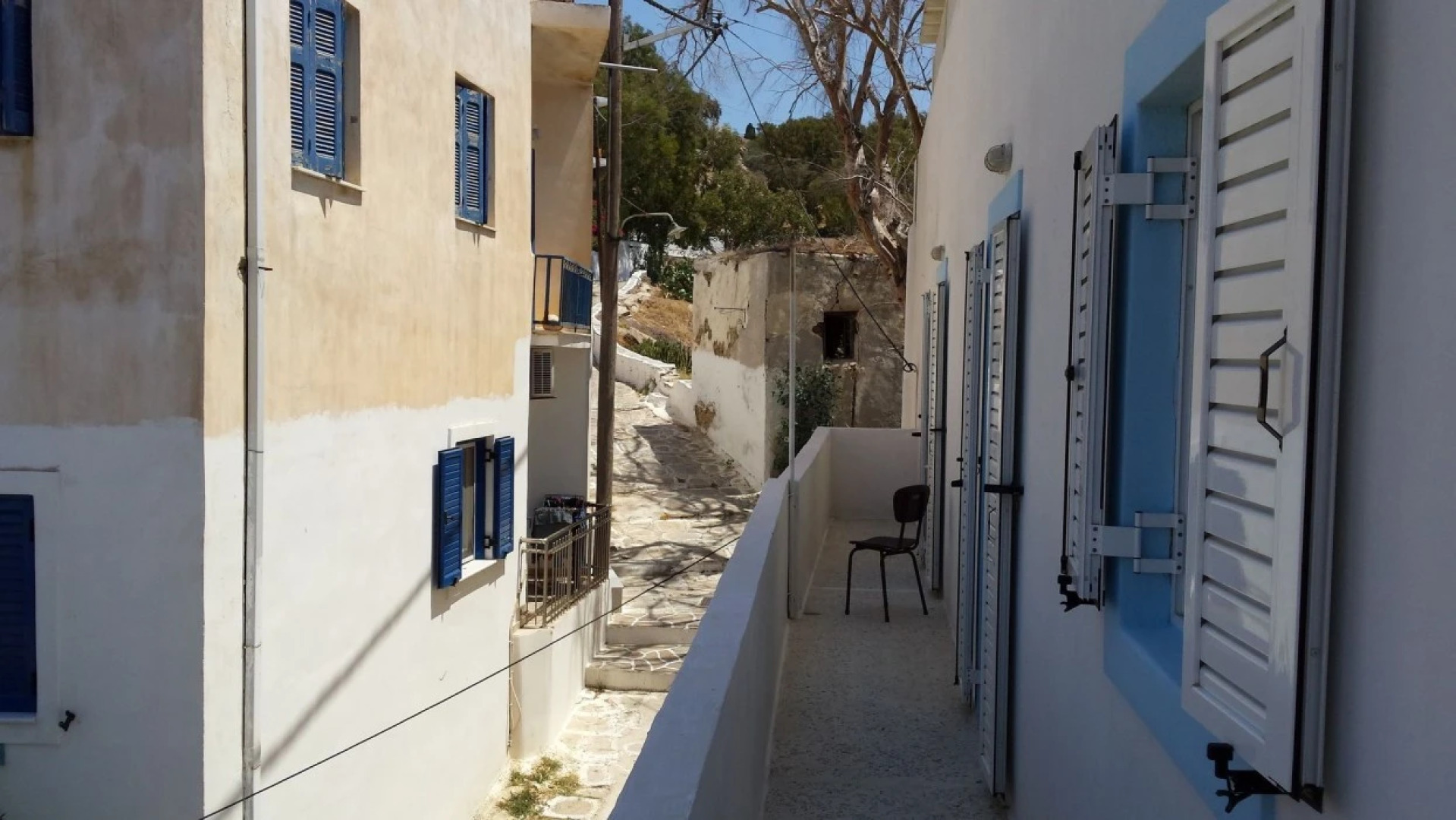 Grandma Vasiliki Rooms To Let