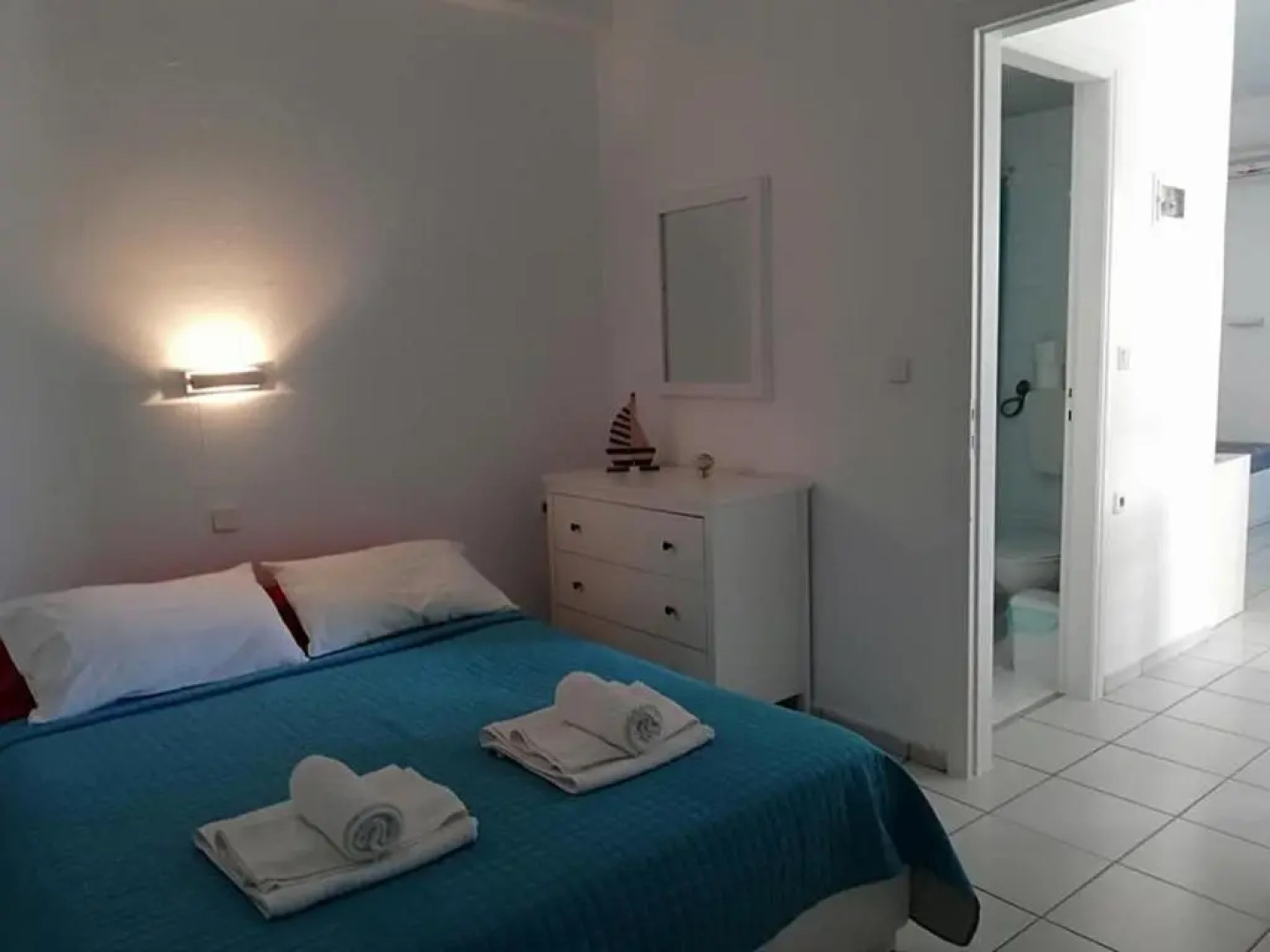 Aigialis Apartments & Studios