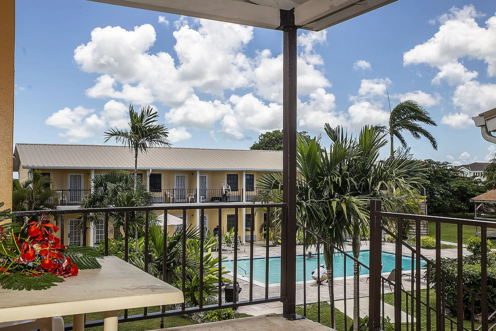 Orange Hill Beach Inn