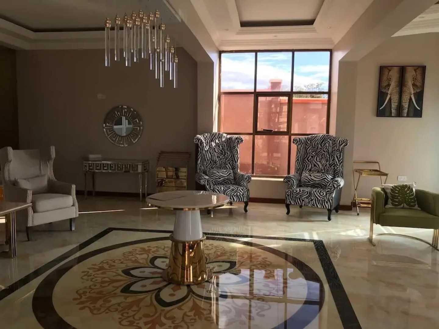 Mount Royal Villa Hotel