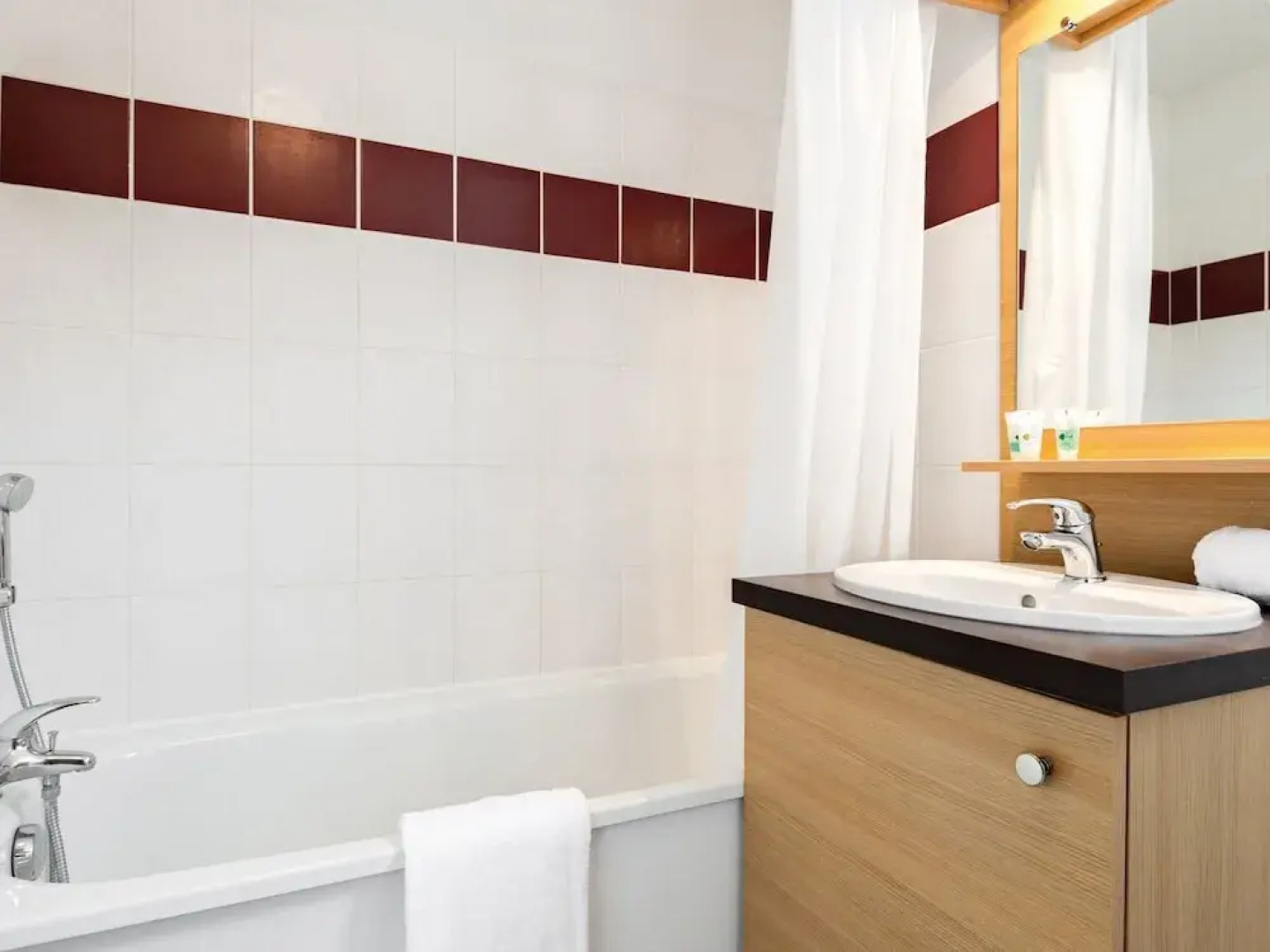 Holiday Home With a Terrace Near River Lot