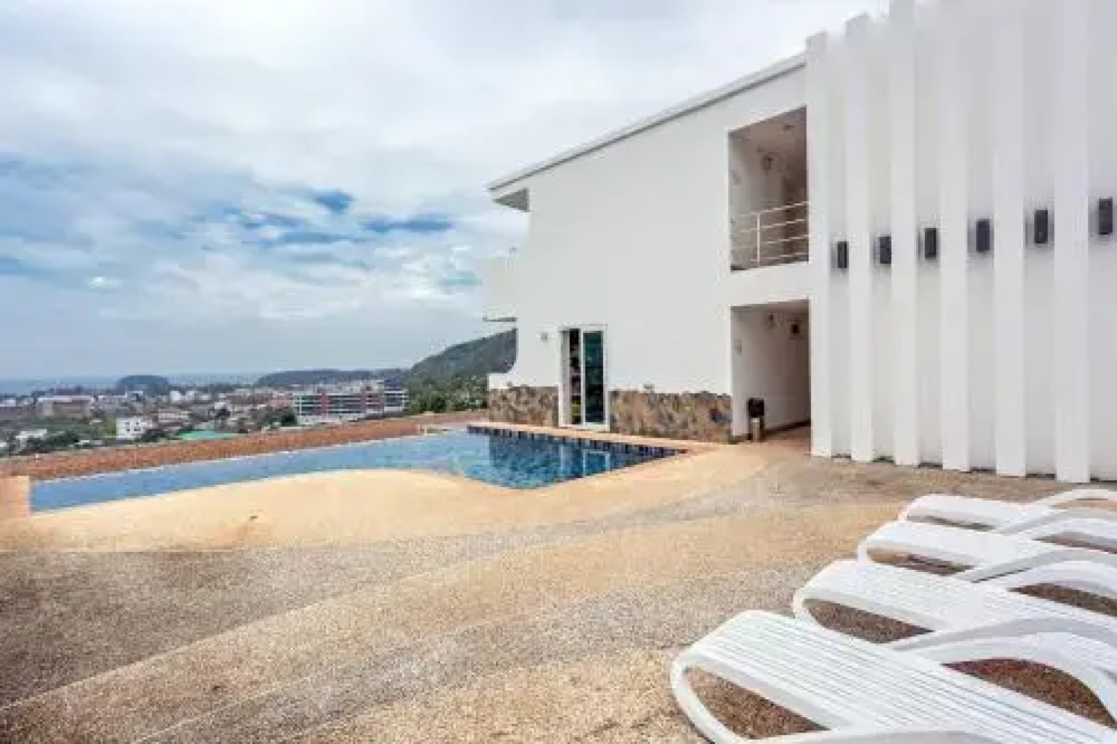 Kata Ocean View Condominium By Lofty