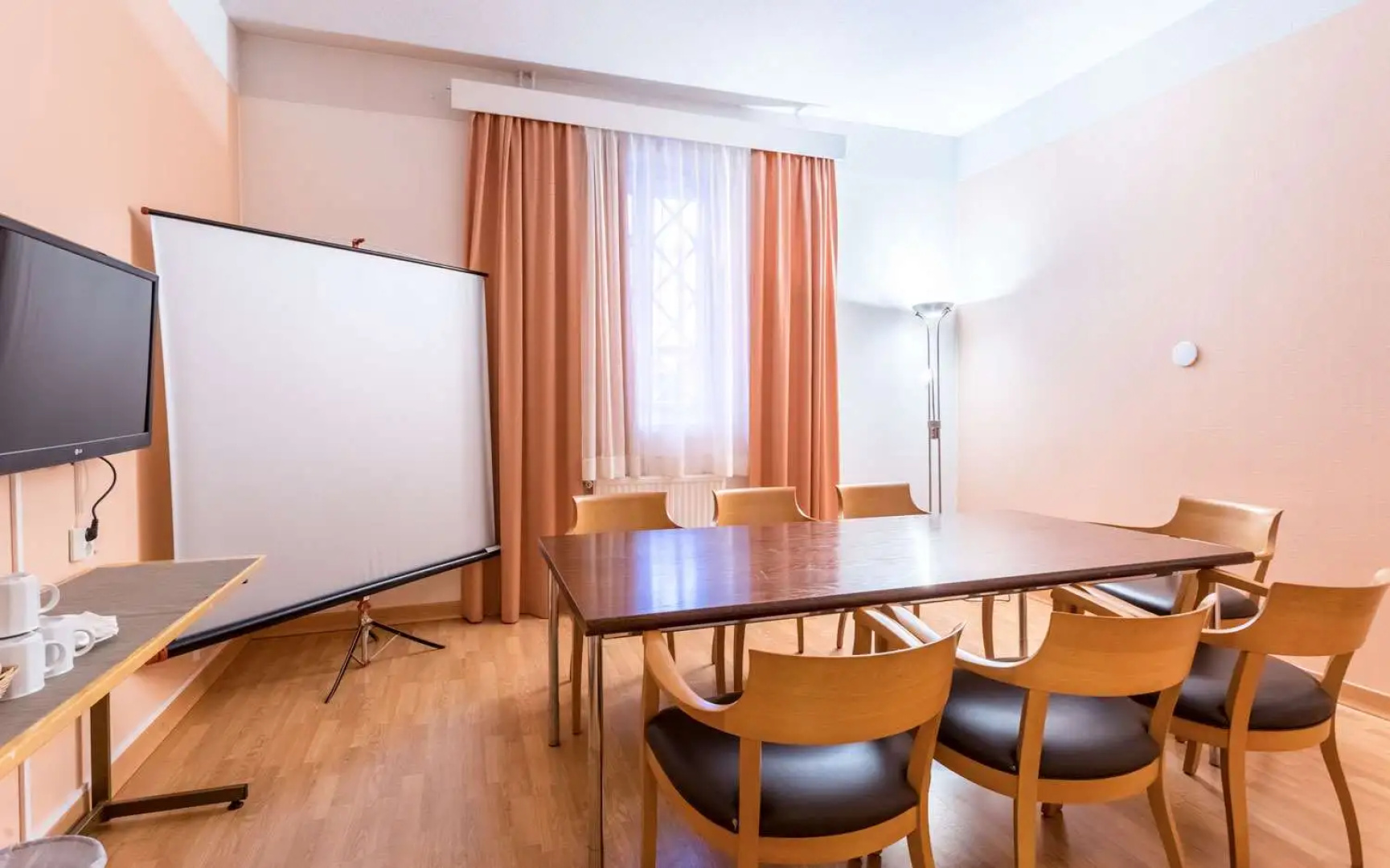 Hiisi Hotel Turku Seaport