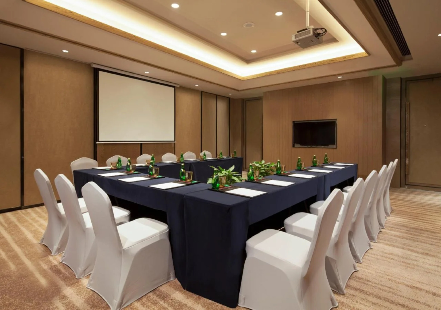 Crowne Plaza Hangzhou Thousand Island Lake