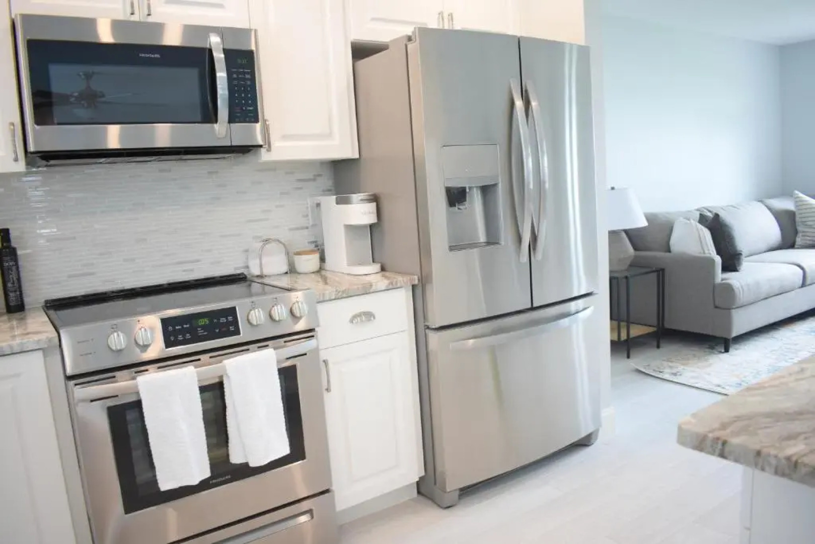 Luxury Stay Near Downtown & Beaches w/ Heated Pool