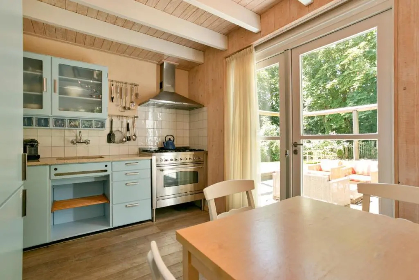 Holiday home Loevesteijn - Ouddorp, garden with terrace, 1000 meters from the beach and dunes - not for companies