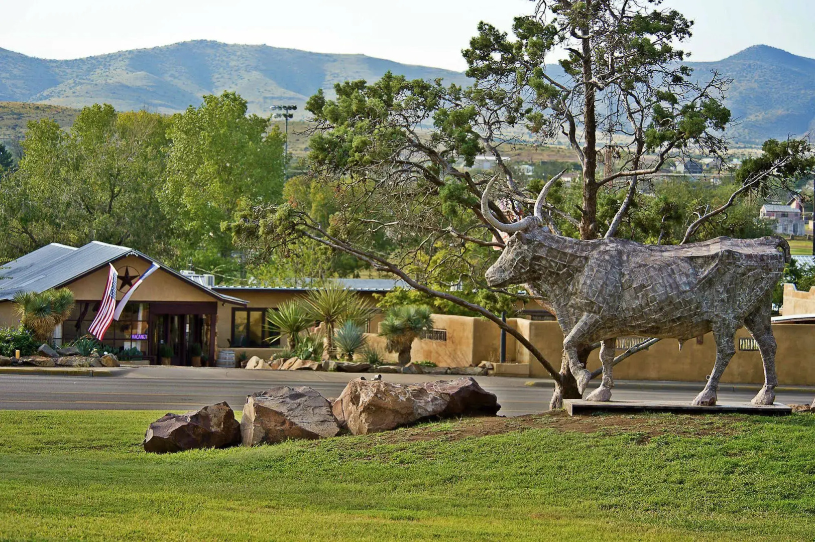 The Maverick Inn
