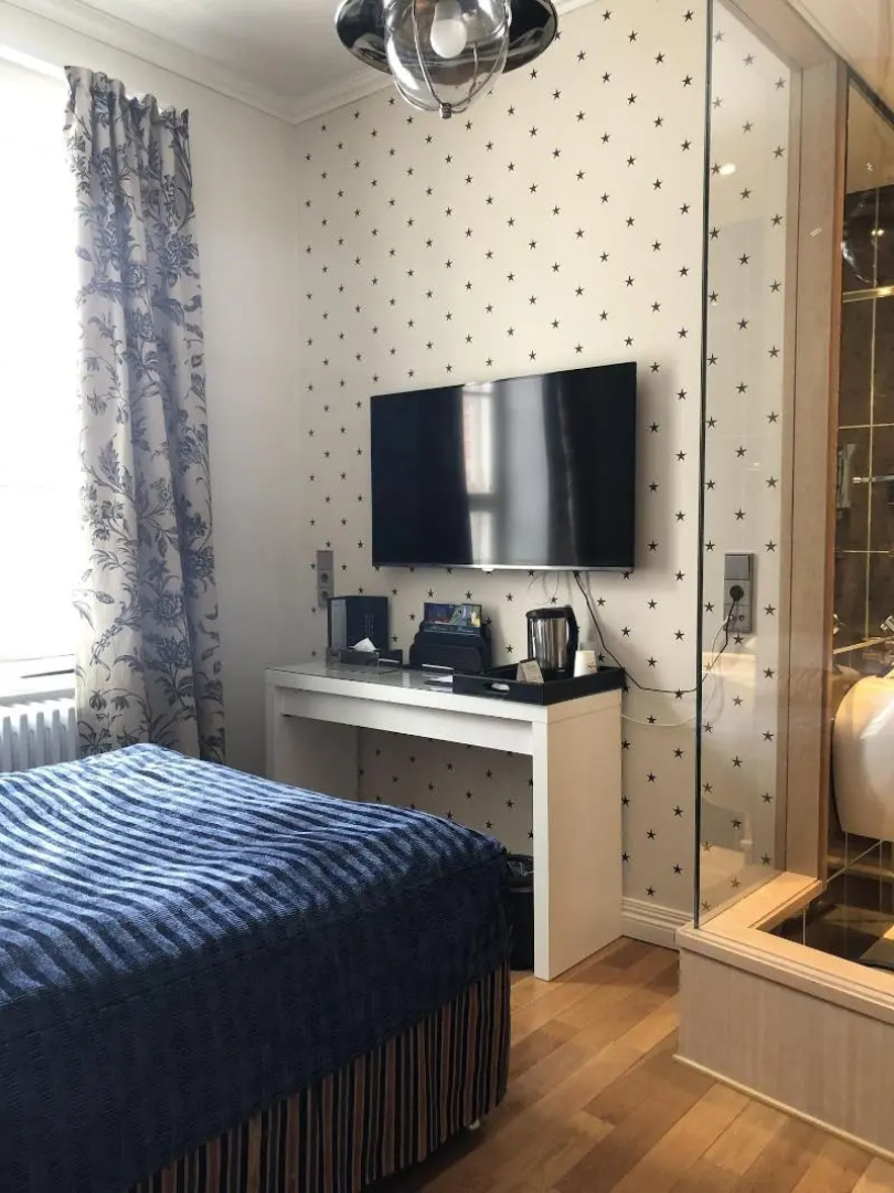 Hotel Epoque