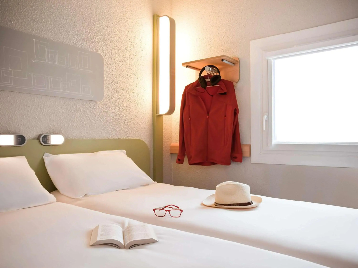 ibis budget Pontault Combault RN4 Marne la Vallée