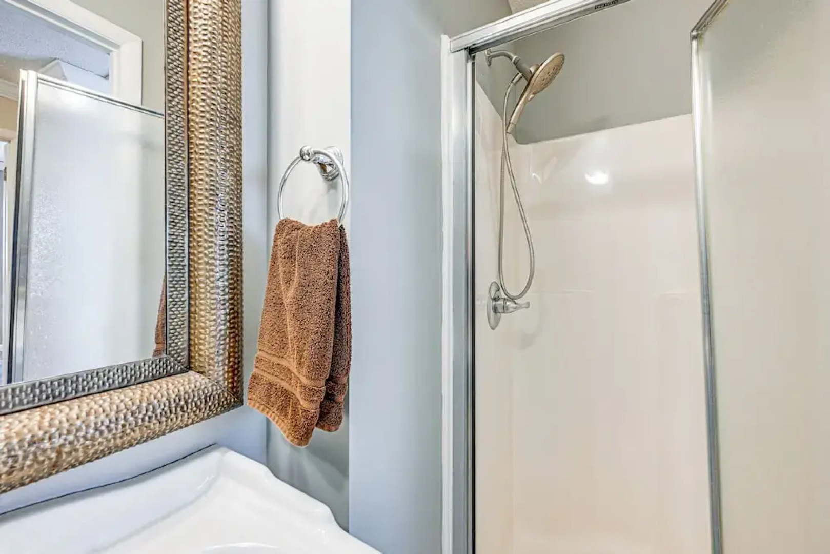 Lakefront Cabin Retreat w/ Dock in Robbinsville!