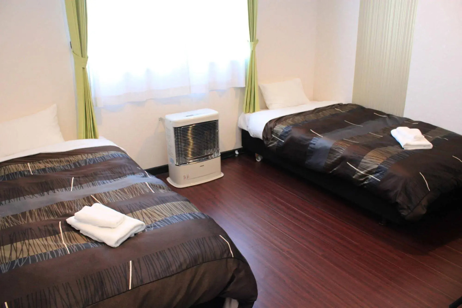 petit-hotel #MELON Furano