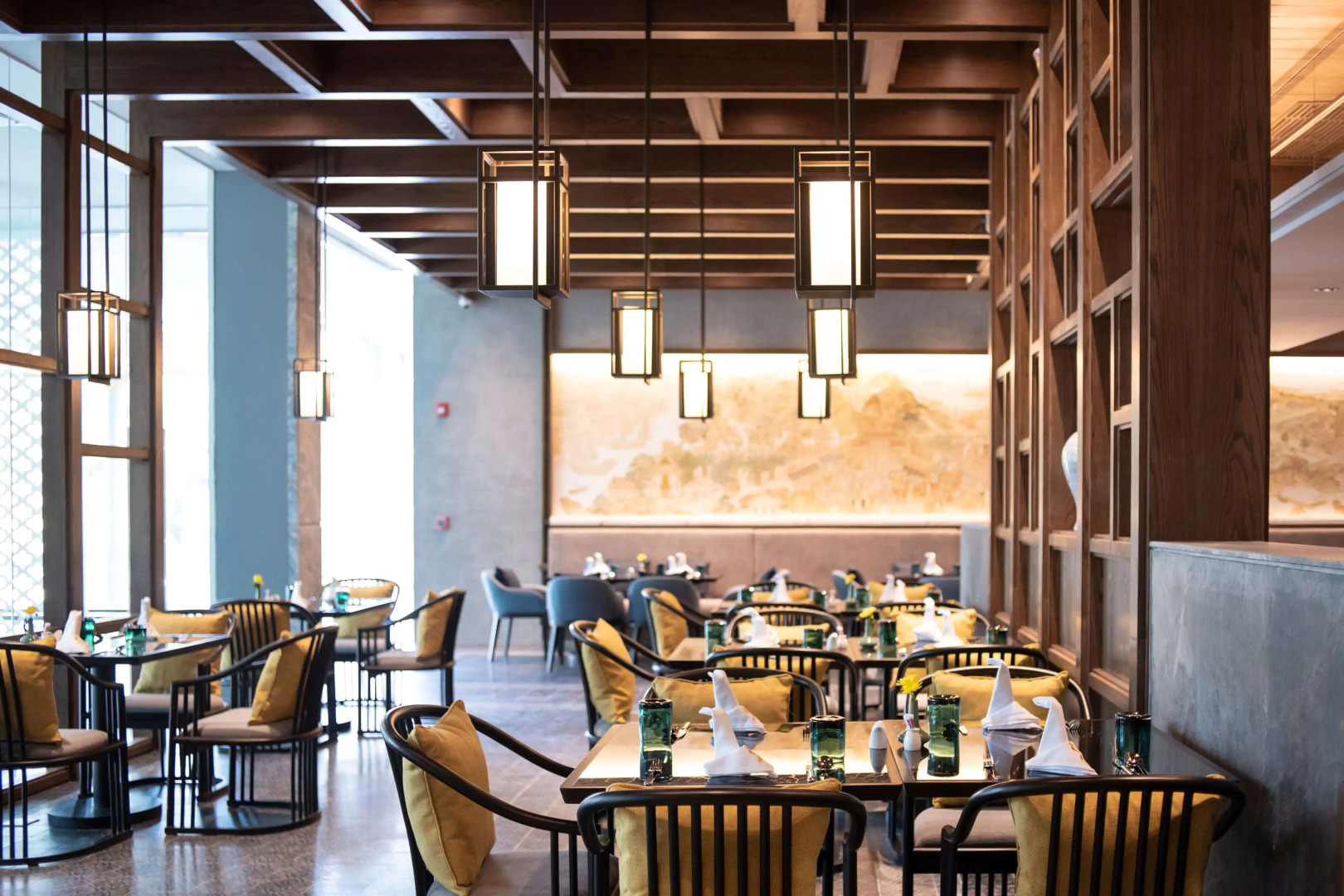 Ramada Plaza By Wyndham Chao Fah