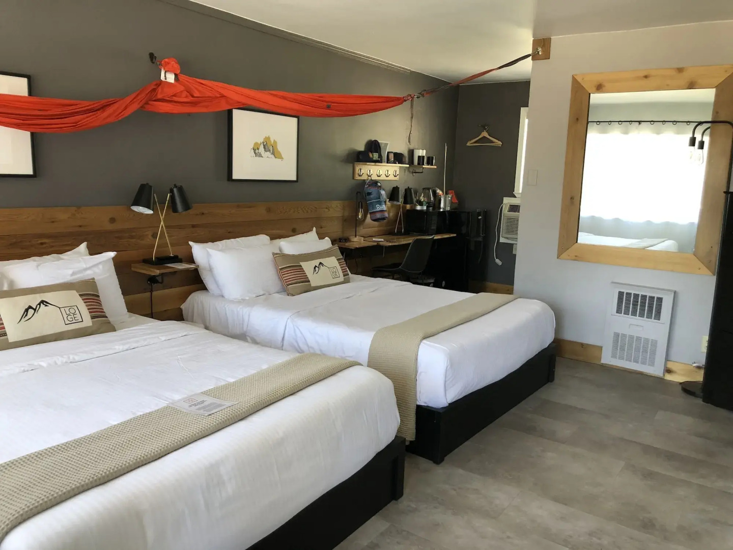 Summit View Inn