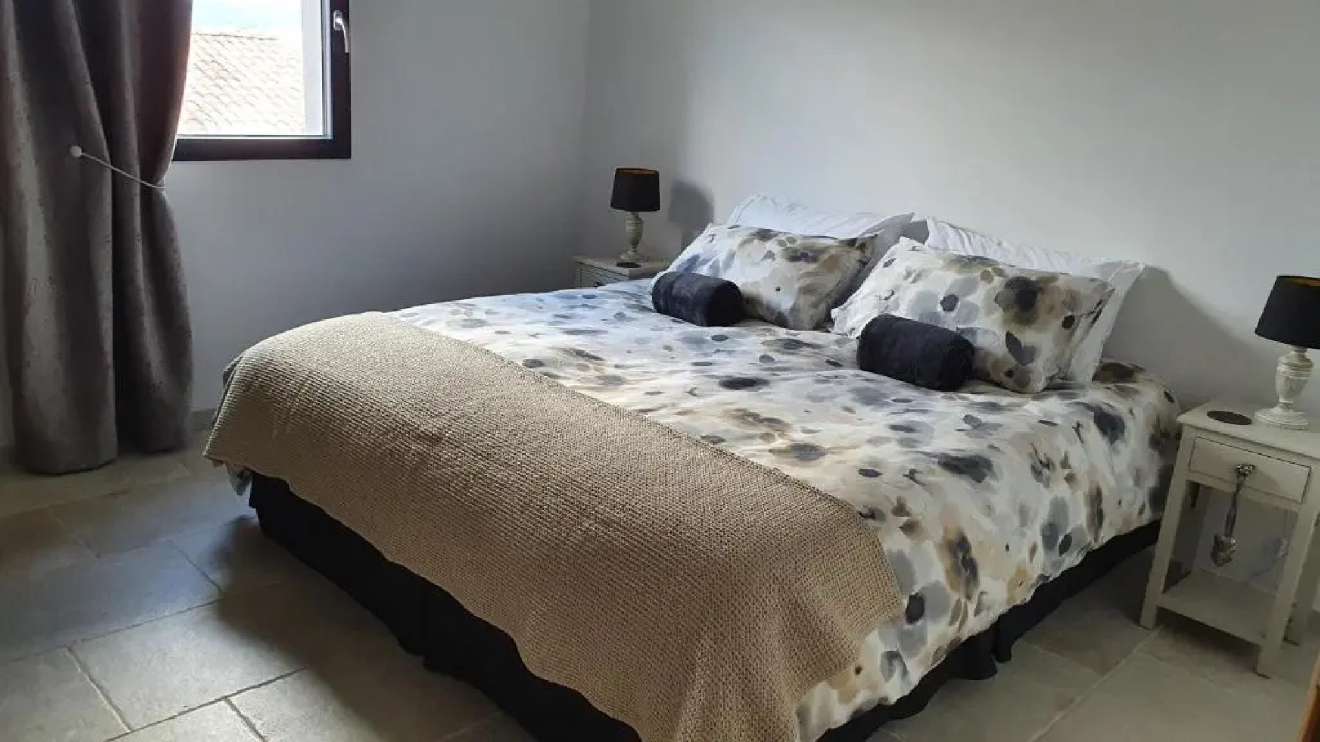 'Au Coeur des Vignes' - private apartment & garden