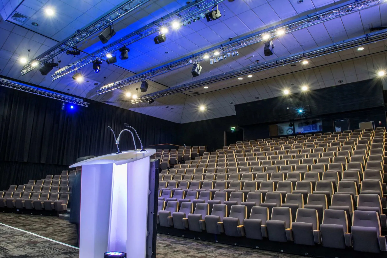 The Orchard Hotel & Restaurant