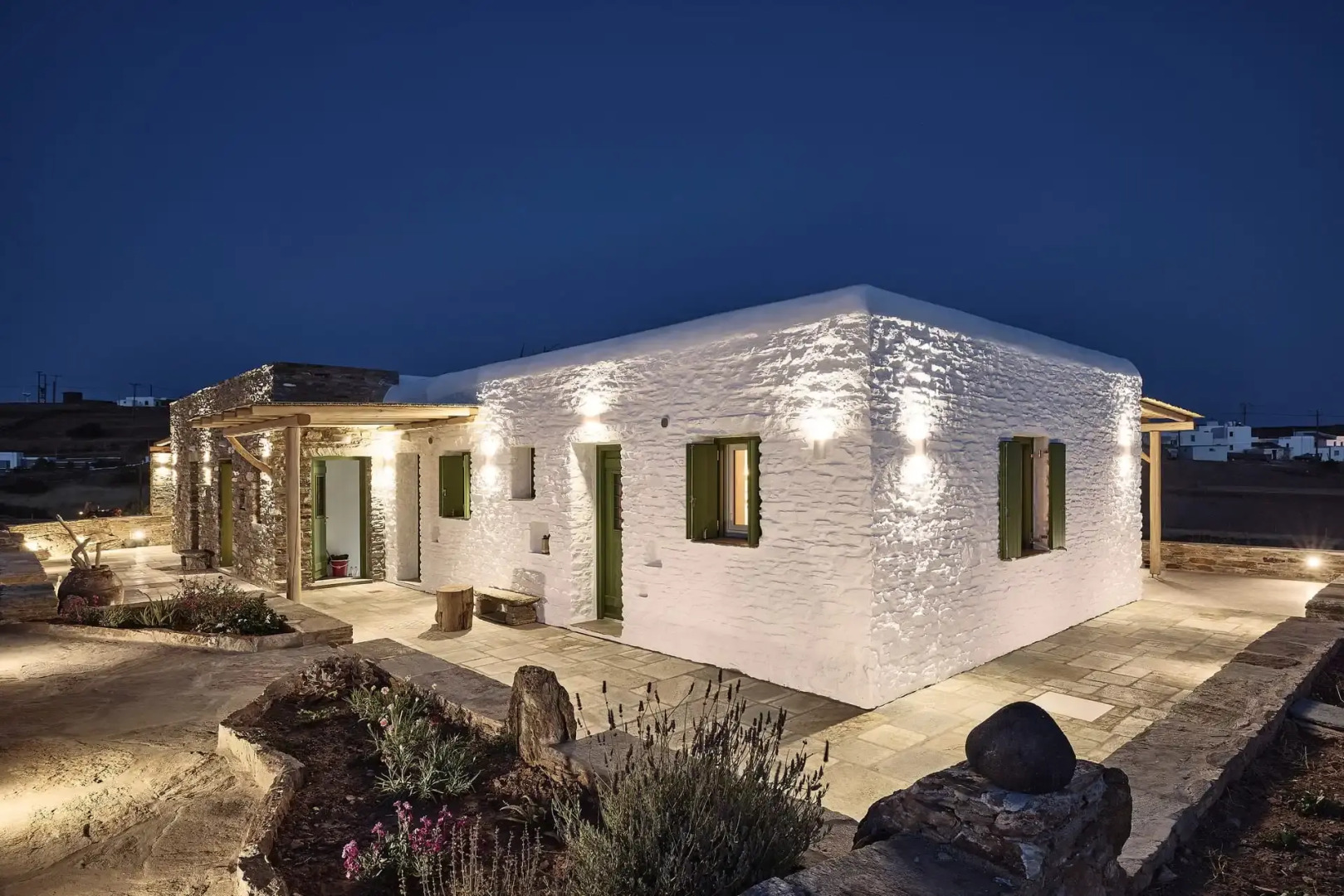 Kozadinos Art Suites