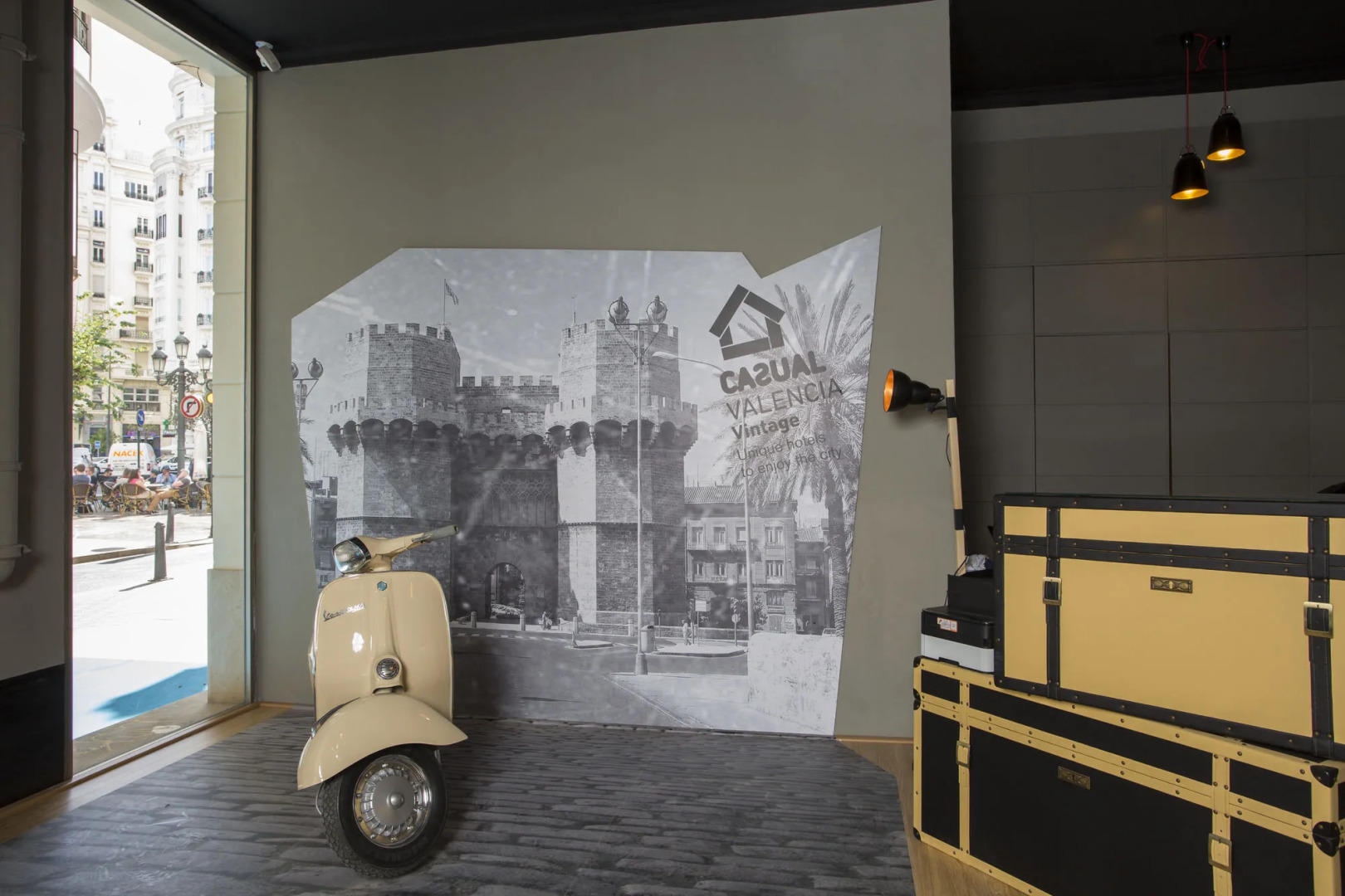 Casual Vintage Valencia Hotel