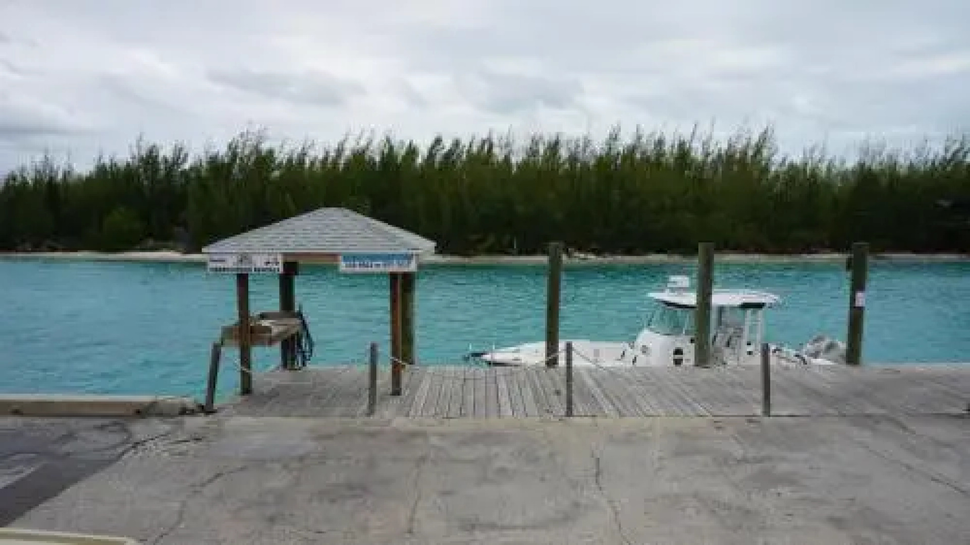 Harbourbreeze Suites