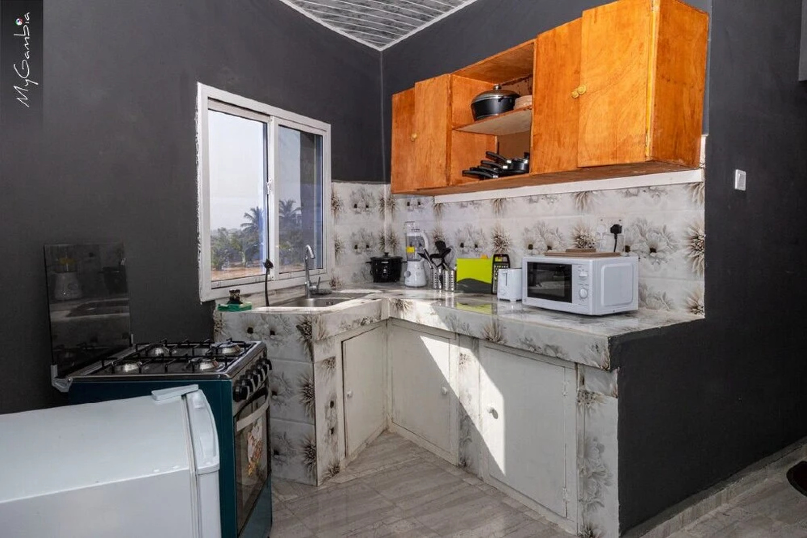 Seaview 1-bed Suite on Cape Point Beach, Bakau - Bojang River Lodge