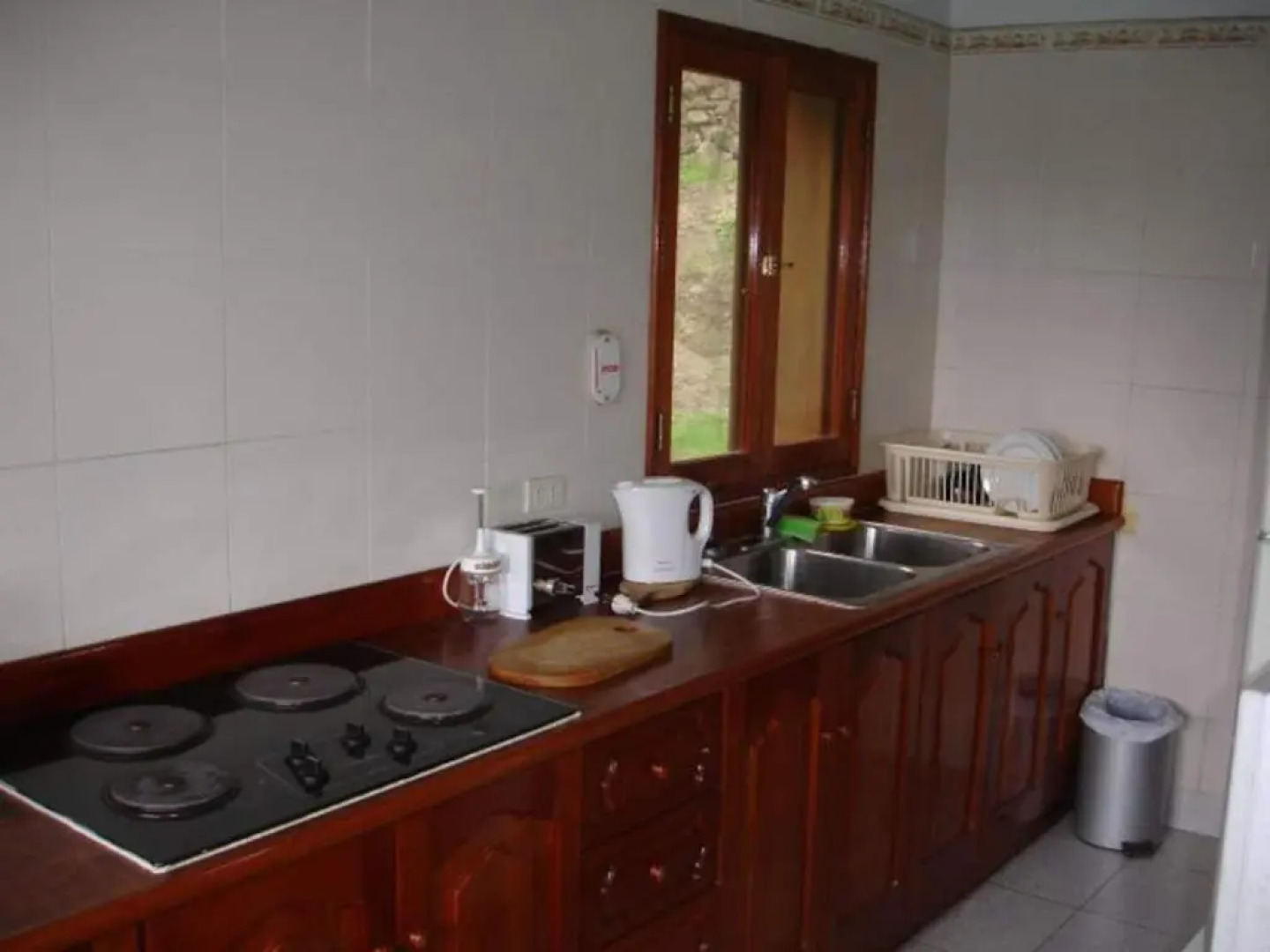 Swiss Chalet with Private Kitchen near Lima