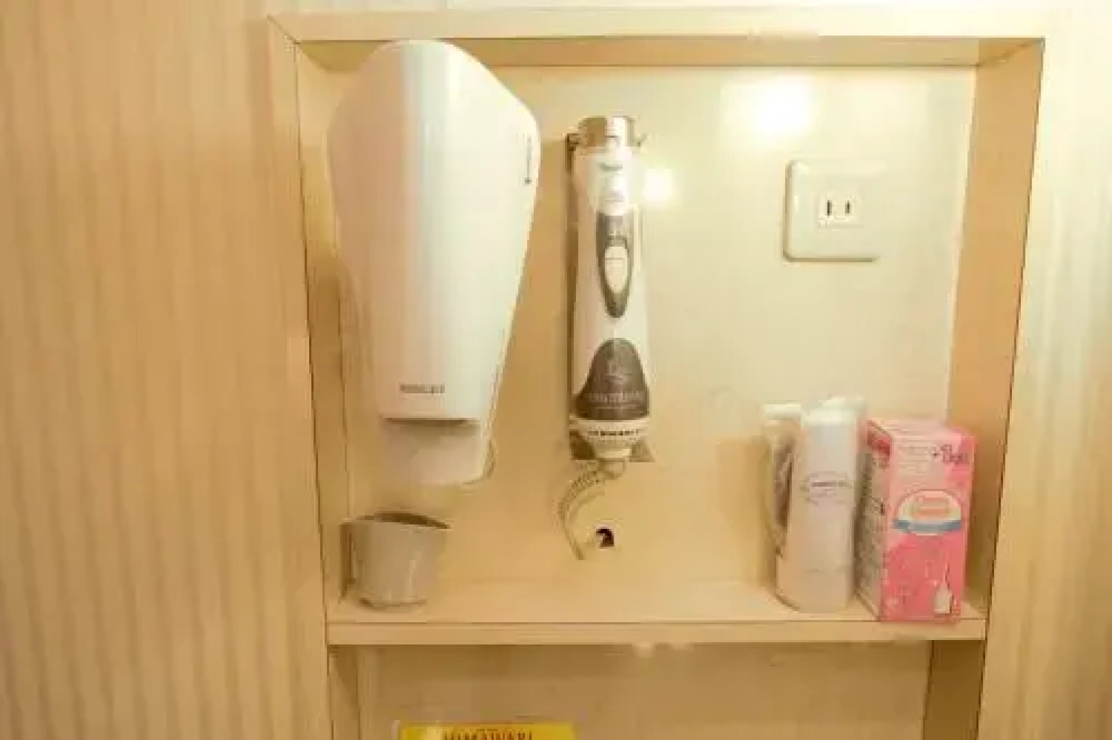 Hotel LaLa (Adult Only)