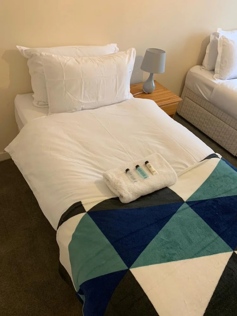 Dartford Bridge Serviced Apartment