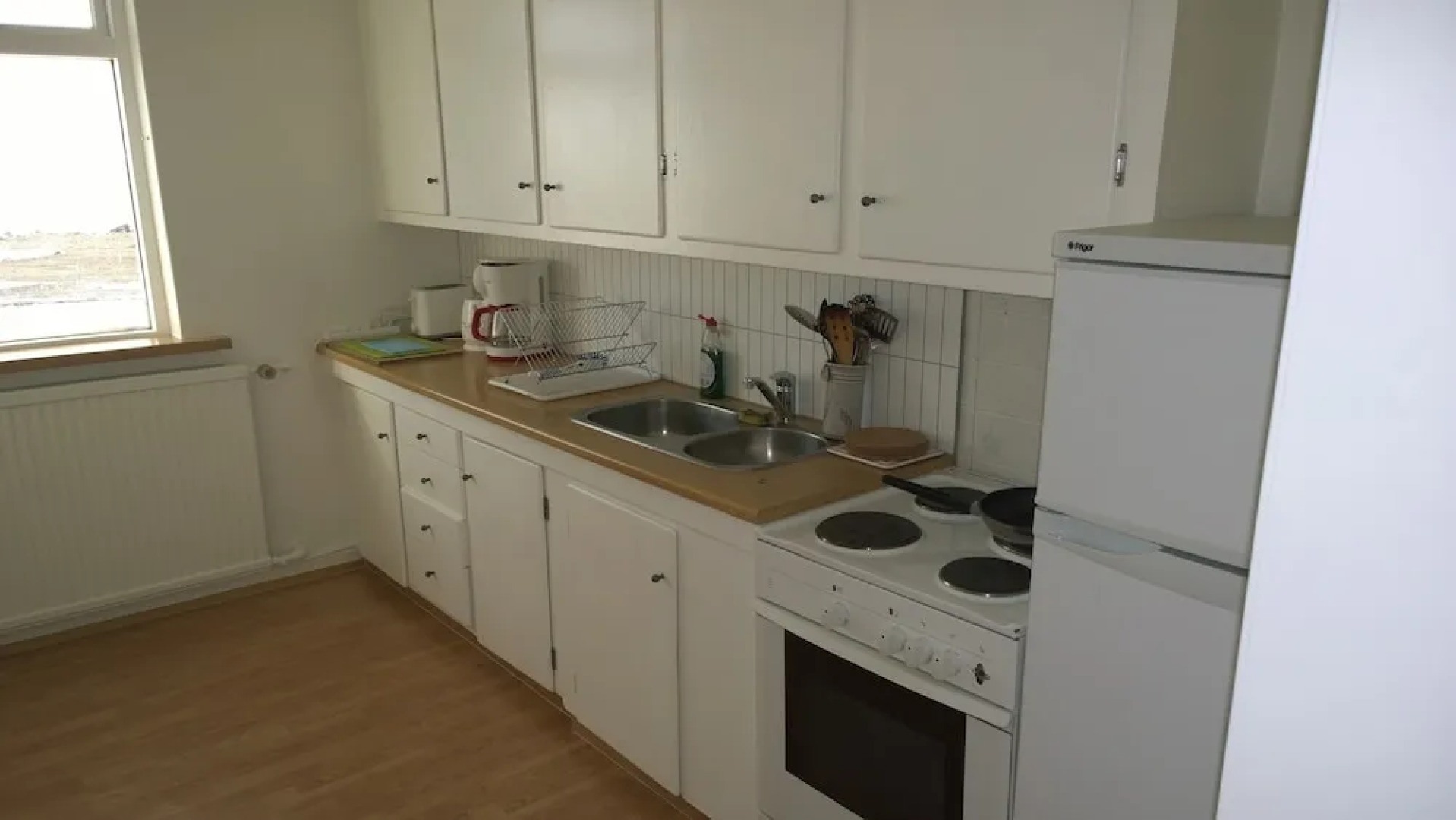 Budget Apartment with Ocean View