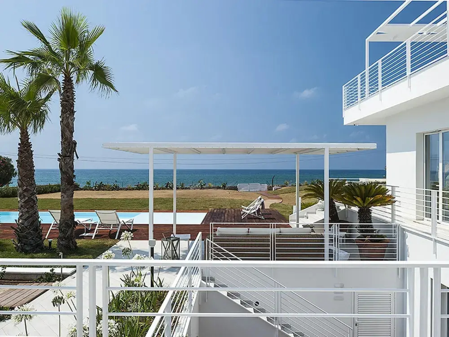 Villa with Private Swimming Pool & Hot Tub near Sea, Modica