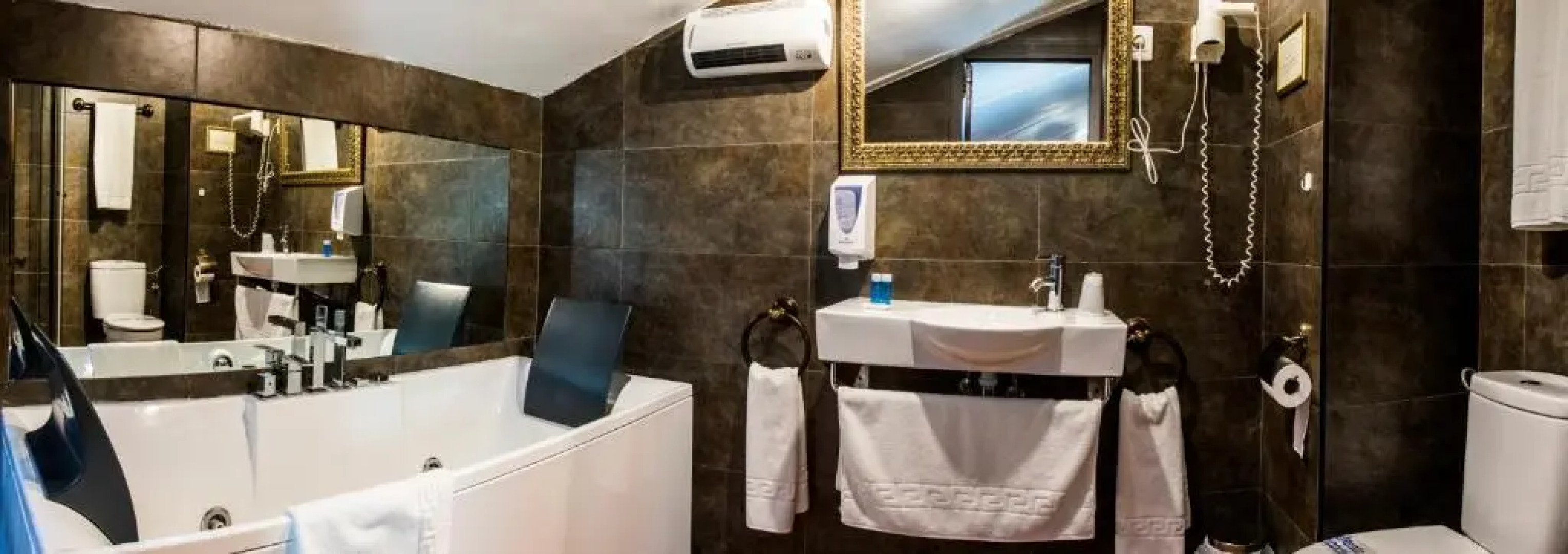 La Posada De La Magistral